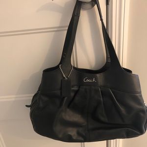 Authentic Coach leather purse. GUC